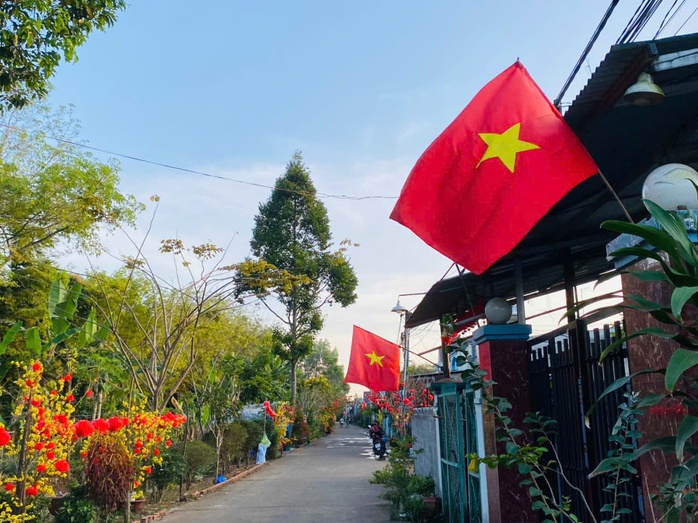 Cuộc thi "Tết xanh": Đường qu&ecirc; rực rỡ sắc xu&acirc;n - Ảnh 1.