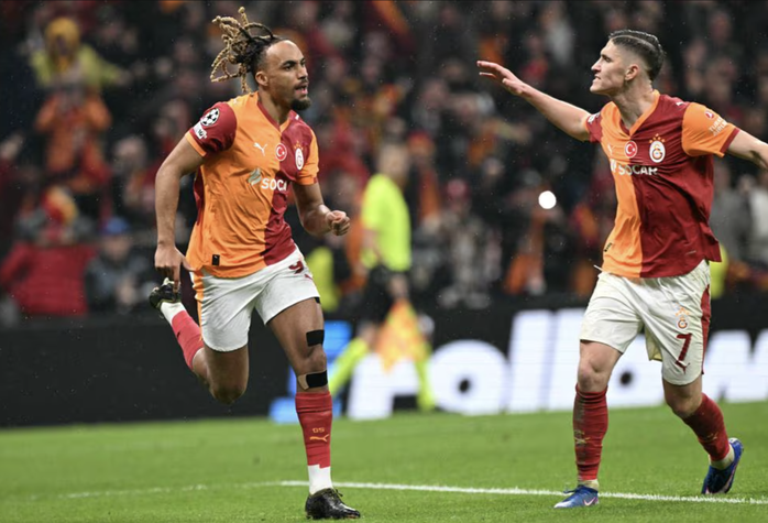 Galatasaray thắng trận cầu 7 b&agrave;n, "B&agrave; đầm gi&agrave;" thua tan t&aacute;c tại Istanbul - Ảnh 7.