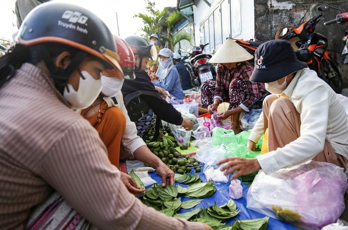 &ldquo;Độc lạ&rdquo; chợ G&ograve; mỗi năm chỉ họp duy nhất v&agrave;o m&ugrave;ng 1 Tết - Ảnh 1.