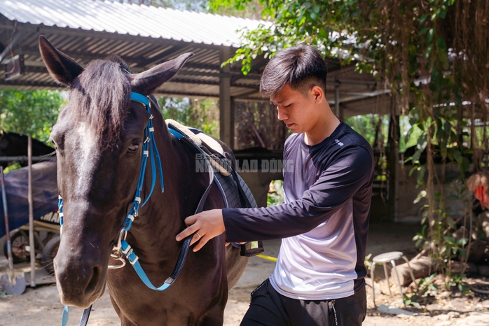 VIDEO: Thủ phủ chiến m&atilde; vang b&oacute;ng một thời b&acirc;y giờ ra sao? - Ảnh 6.