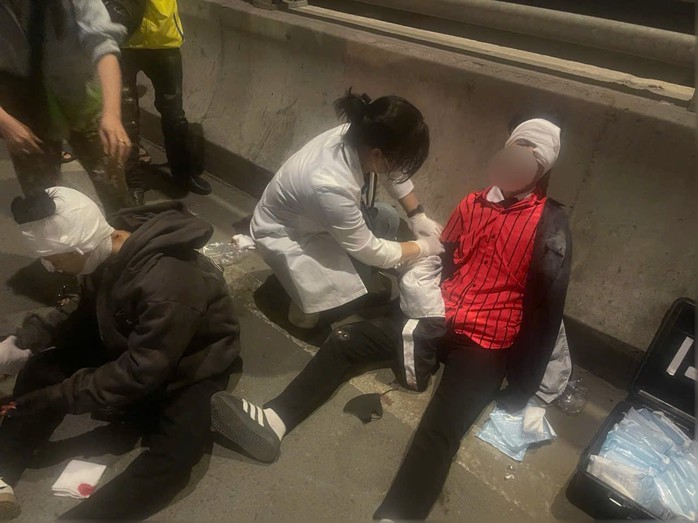 Nỗi niềm y b&aacute;c sĩ trực cấp cứu - Ảnh 2.