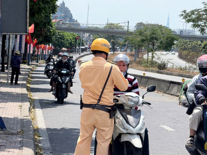Nồng độ cồn tăng cao trong ng&agrave;y m&ugrave;ng 1 Tết 2026 tại TPHCM - Ảnh 2.