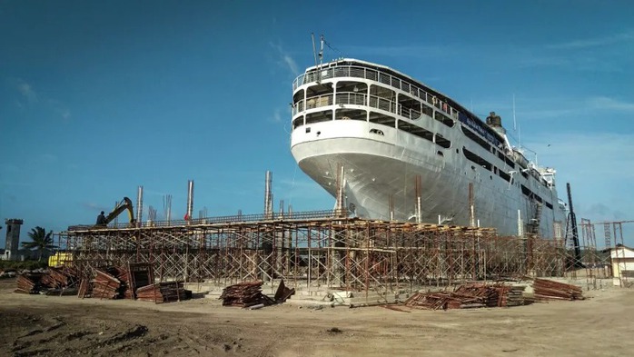 Từ tàu tham gia Thế chiến II thành khách sạn hạng sang độc nhất thế giới - Ảnh 3. Từ tàu tham gia Thế chiến II thành khách sạn hạng sang độc nhất thế giới - Ảnh 3.