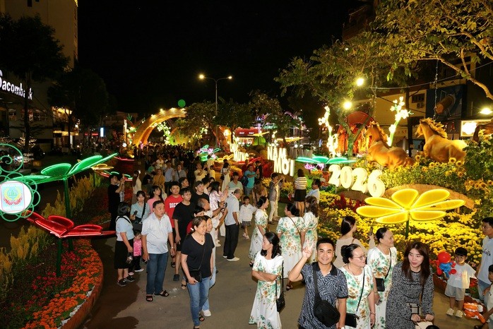 Du lịch miền T&acirc;y h&uacute;t kh&aacute;ch dịp Tết nhờ loạt trải nghiệm mới   - Ảnh 8.