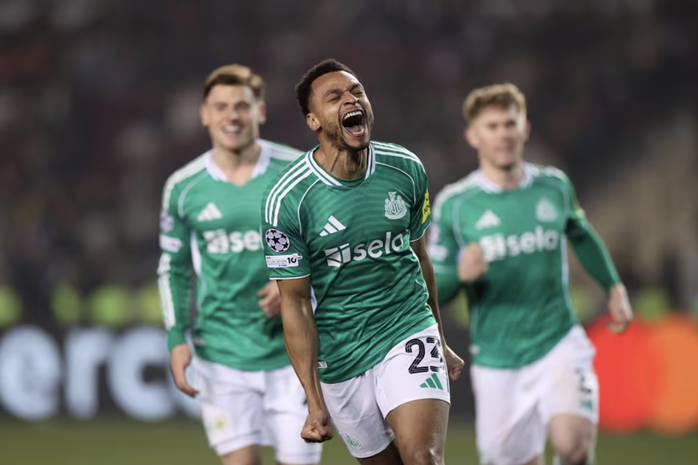 Anthony Gordon rực sáng với "cú poker", Newcastle nghiền ép chủ nhà Qarabag - Ảnh 6.