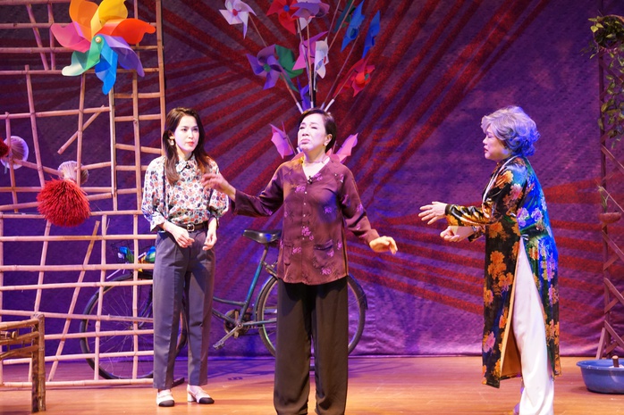 Năm Ngọ, sàn diễn phi nước đại - Ảnh 8.