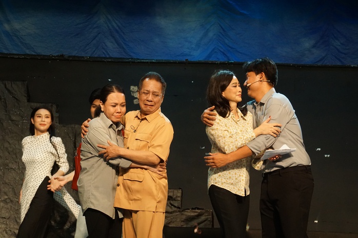 Năm Ngọ, sàn diễn phi nước đại - Ảnh 5.