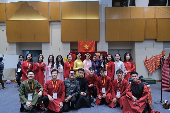 Thanh niên Việt Nam đón Tết trên tàu Đông Nam Á - Nhật Bản 2026 - Ảnh 10. Thanh niên Việt Nam đón Tết trên tàu Đông Nam Á - Nhật Bản 2026 - Ảnh 10.