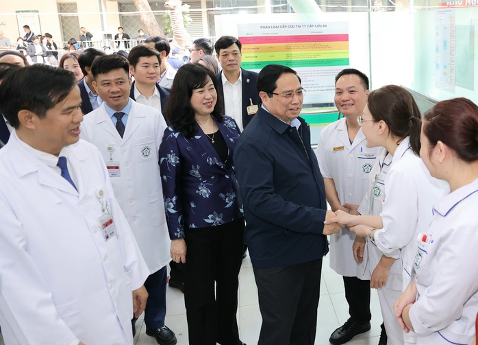 Bộ trưởng Y tế n&oacute;i về định hướng 2026: Mở rộng BHYT, tiến tới miễn viện ph&iacute; - Ảnh 5.