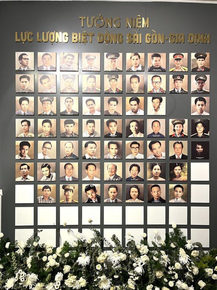 Công nhận liệt sĩ cho 49 chiến sĩ Biệt động Sài Gòn hy sinh trong Tết Mậu thân 1968 - Ảnh 1. Công nhận liệt sĩ cho 49 chiến sĩ Biệt động Sài Gòn hy sinh trong Tết Mậu thân 1968 - Ảnh 1.