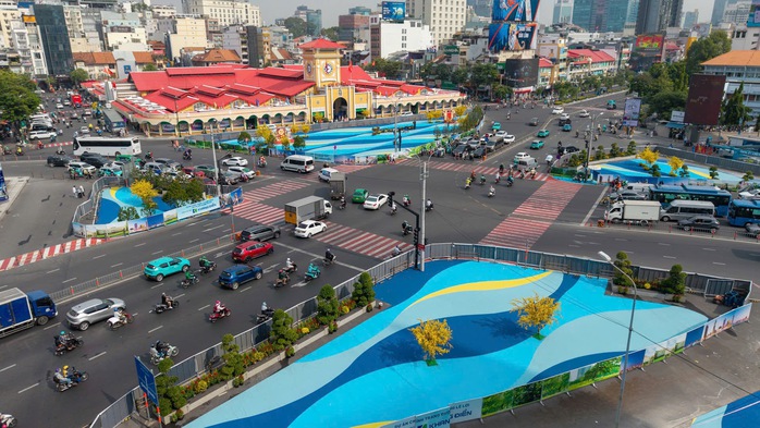 Sở Xây dựng khẳng định chỉnh trang chợ Bến Thành, Hồ Con Rùa đúng quy định - Ảnh 1.