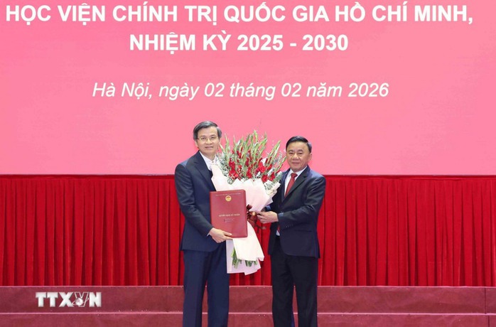 &Ocirc;ng Đo&agrave;n Minh Huấn giữ chức B&iacute; thư Đảng ủy Học viện Ch&iacute;nh trị quốc gia Hồ Ch&iacute; Minh - Ảnh 1.