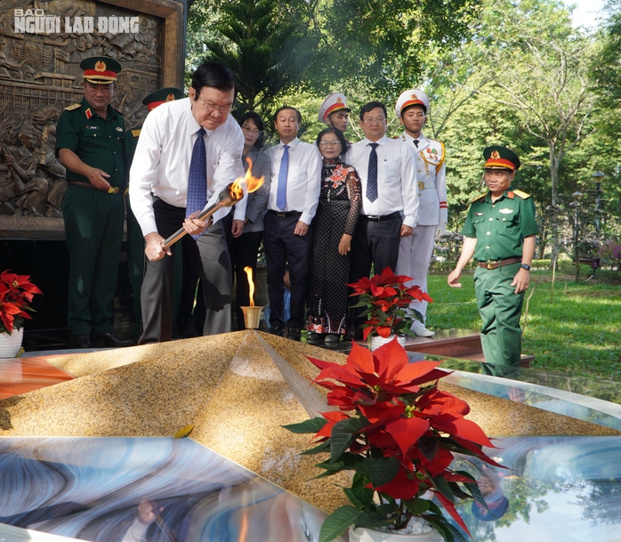 Công nhận liệt sĩ cho 49 chiến sĩ Biệt động Sài Gòn hy sinh trong Tết Mậu thân 1968 - Ảnh 2. Công nhận liệt sĩ cho 49 chiến sĩ Biệt động Sài Gòn hy sinh trong Tết Mậu thân 1968 - Ảnh 2.