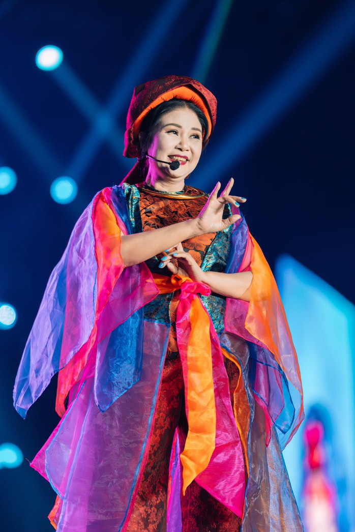 Nghệ sĩ tuổi Ngọ kh&ocirc;ng chịu đứng y&ecirc;n, 3 ng&ocirc;i sao sẽ l&agrave;m live show trong năm tuổi - Ảnh 6.