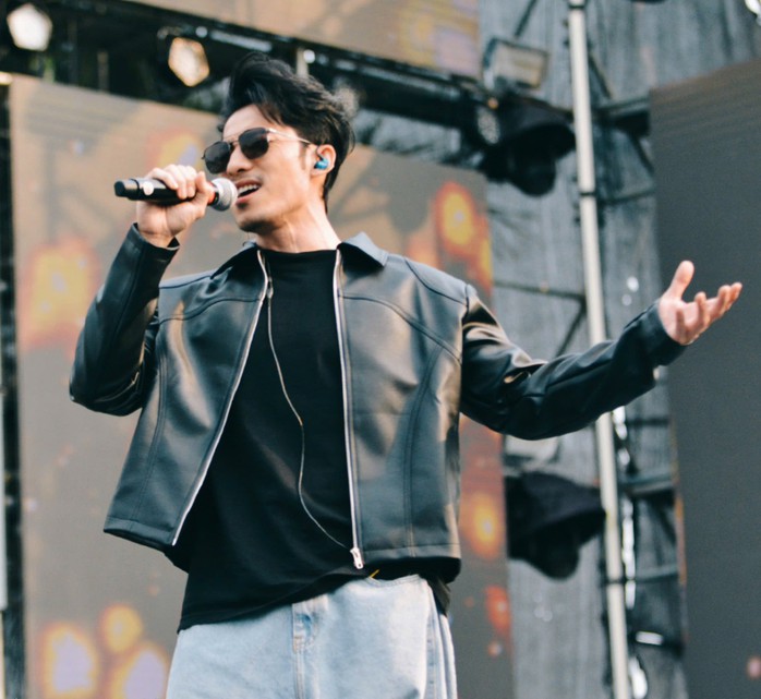 B&Agrave;I XU&Acirc;N ONLINE NG&Agrave;Y 21-2 (M&Ugrave;NG 5 TẾT). TỰA: Li&ecirc;n Bỉnh Ph&aacute;t &ndash; Băng Di: Tết b&igrave;nh y&ecirc;n b&ecirc;n gia đ&igrave;nh! - Ảnh 8.