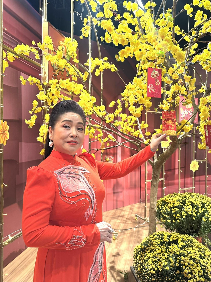 Nghệ sĩ tuổi Ngọ kh&ocirc;ng chịu đứng y&ecirc;n, 3 ng&ocirc;i sao sẽ l&agrave;m live show trong năm tuổi - Ảnh 3.