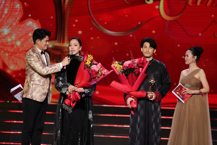 B&Agrave;I XU&Acirc;N ONLINE NG&Agrave;Y 21-2 (M&Ugrave;NG 5 TẾT). TỰA: Li&ecirc;n Bỉnh Ph&aacute;t &ndash; Băng Di: Tết b&igrave;nh y&ecirc;n b&ecirc;n gia đ&igrave;nh! - Ảnh 1.