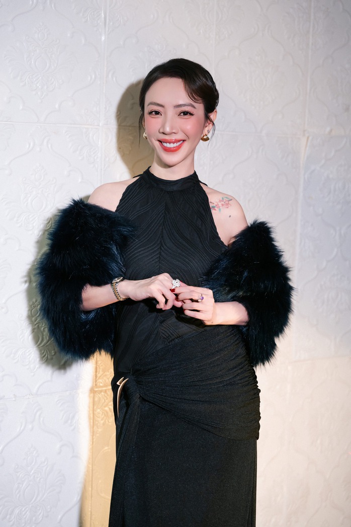 B&Agrave;I XU&Acirc;N ONLINE NG&Agrave;Y 22-2 (M&Ugrave;NG 6). TỰA: Thu Trang: "Tất cả đều do duy&ecirc;n số!" - Ảnh 7.