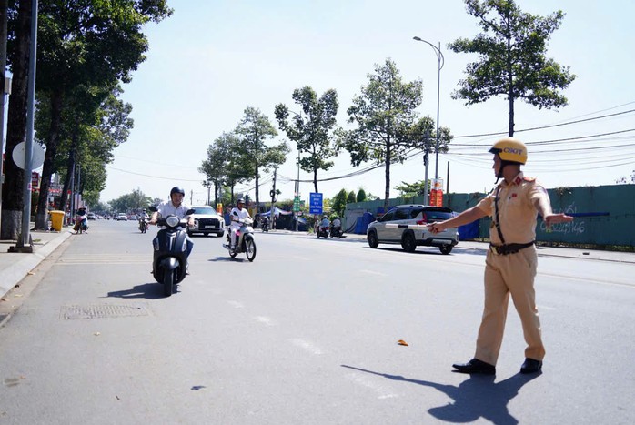 CSGT Đồng Nai xử lý vi phạm nồng độ cồn dịp Tết 2026 - Ảnh 1. CSGT Đồng Nai xử lý vi phạm nồng độ cồn dịp Tết 2026 - Ảnh 1.