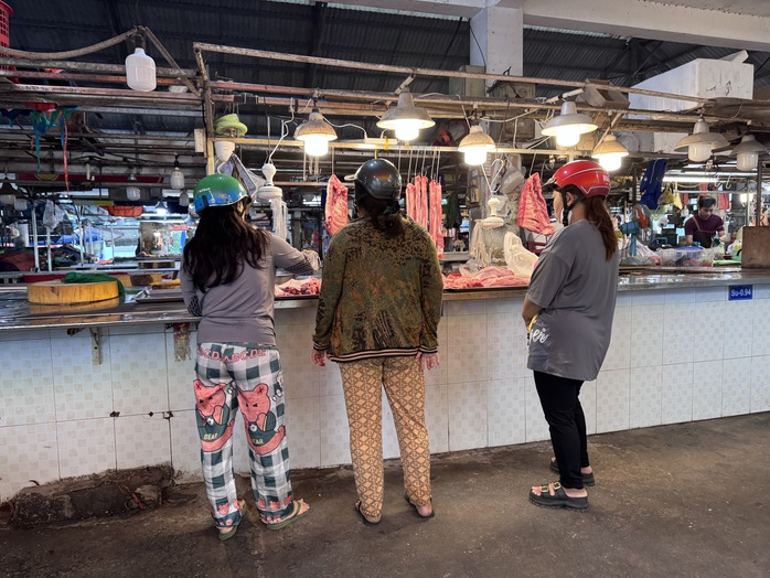 Gi&aacute; hải sản cao sau Tết tại TP HCM: T&igrave;nh h&igrave;nh thị trường 2026 - Ảnh 6.