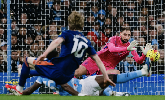 Sao trẻ b&ugrave;ng nổ, Man City vượt ải Newcastle trận đại chiến v&ograve;ng 27 - Ảnh 2.