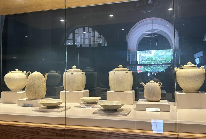 Một danh nh&acirc;n ở Hải Ph&ograve;ng sở hữu 18 bảo vật quốc gia  - Ảnh 3.