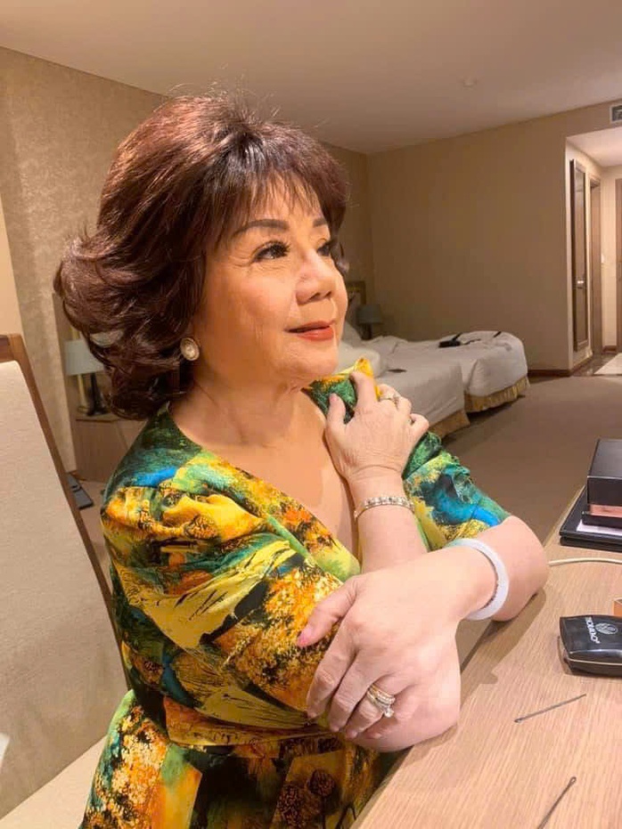 B&Agrave;I XU&Acirc;N ONLINE 22-2 (M&Ugrave;NG 6). TỰA: Nghệ sĩ du xu&acirc;n: Mang ước mơ cống hiến v&agrave;o đời sống s&acirc;n khấu - Ảnh 2.