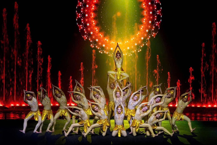 Huyền thoại l&agrave;ng ch&agrave;i - khi s&acirc;n khấu đ&aacute;nh thức linh hồn biển cả - Ảnh 8.