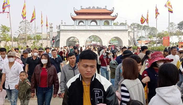 9 ng&agrave;y Tết, Thanh H&oacute;a đ&oacute;n gần 700.000 kh&aacute;ch du lịch, doanh thu 607 tỉ đồng  - Ảnh 1.