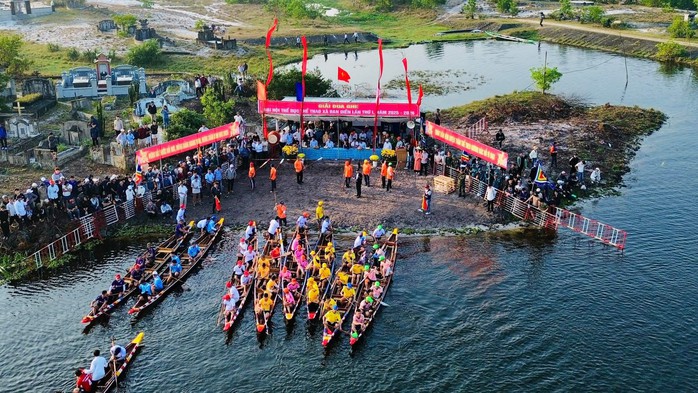 Giải đua ghe Đan Điền 2026: Niềm vui v&agrave; an ninh trong ng&agrave;y hội thể thao - Ảnh 3.