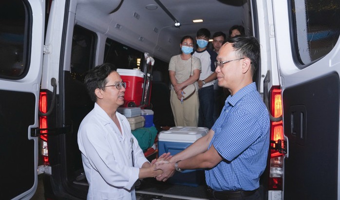 Th&ecirc;m 8 cuộc đời hồi sinh từ một người hiến chết n&atilde;o đầu năm mới - Ảnh 2.