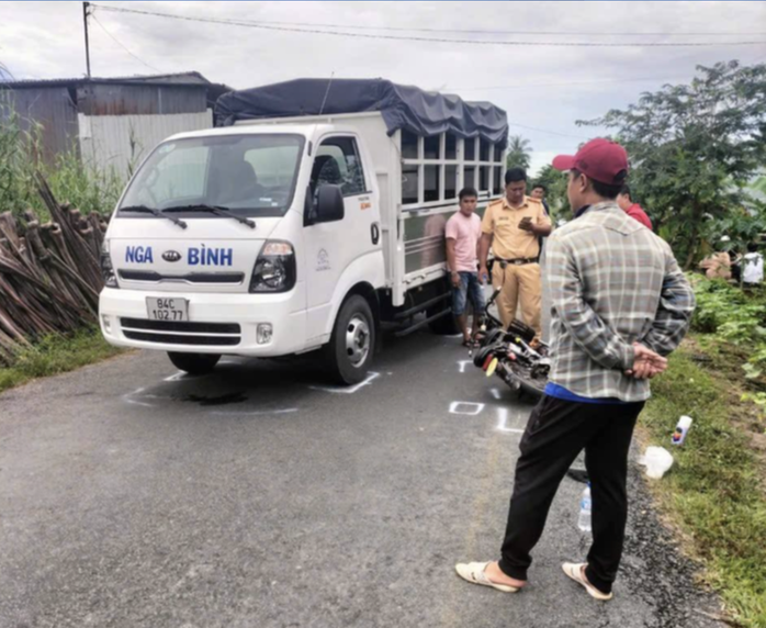 Diễn biến mới vụ tai nạn giao th&ocirc;ng Vĩnh Long l&agrave;m nữ sinh tử vong - Ảnh 1.