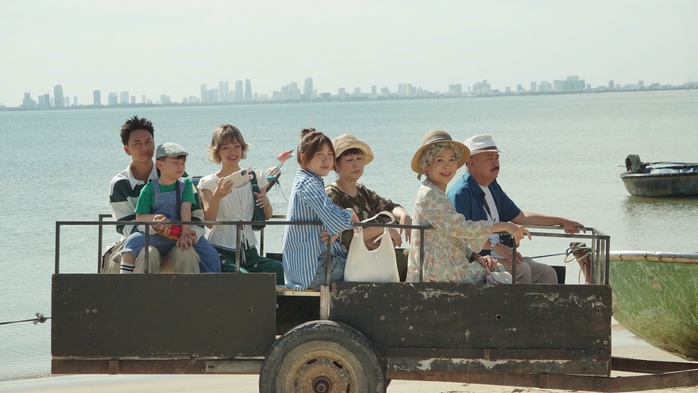 "Nhà mình đi thôi" ra rạp mùng 10 Tết - Ảnh 3.