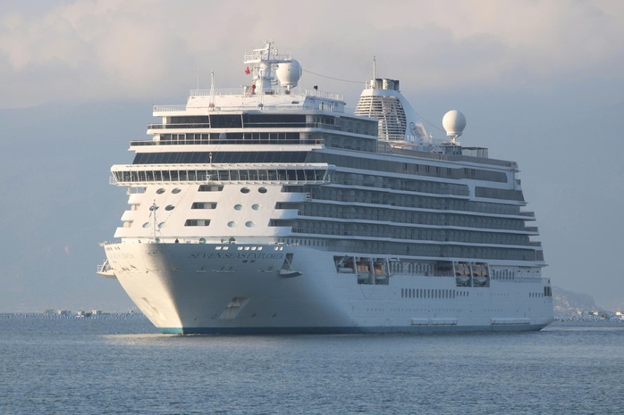 Khánh Hòa: Đón tàu biển cùng 800 du khách xông đất Tết Bính Ngọ - Ảnh 4.