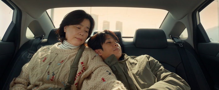 Mẹ con quốc dân "Ký sinh trùng" hội ngộ khán giả Việt - Ảnh 2.