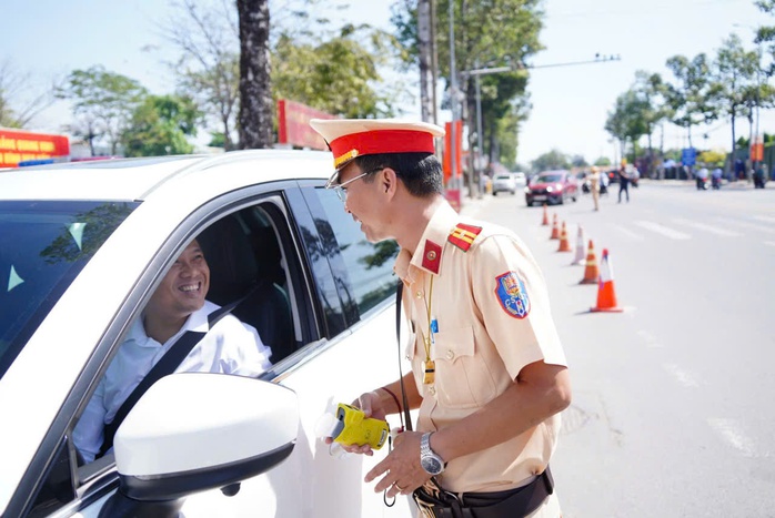 Đồng Nai xử l&yacute; gần 700 trường hợp vi phạm nồng độ cồn trong Dịp Tết 2026 - Ảnh 1.