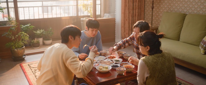 Mẹ con quốc dân "Ký sinh trùng" hội ngộ khán giả Việt - Ảnh 3.