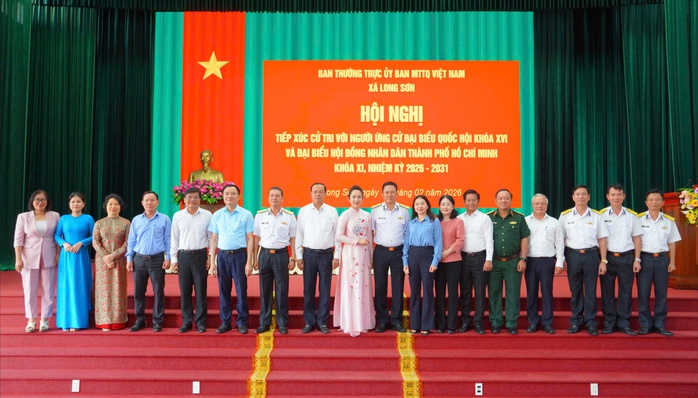 Xã Long Sơn tổ chức hội nghị tiếp xúc cử tri - Ảnh 1.