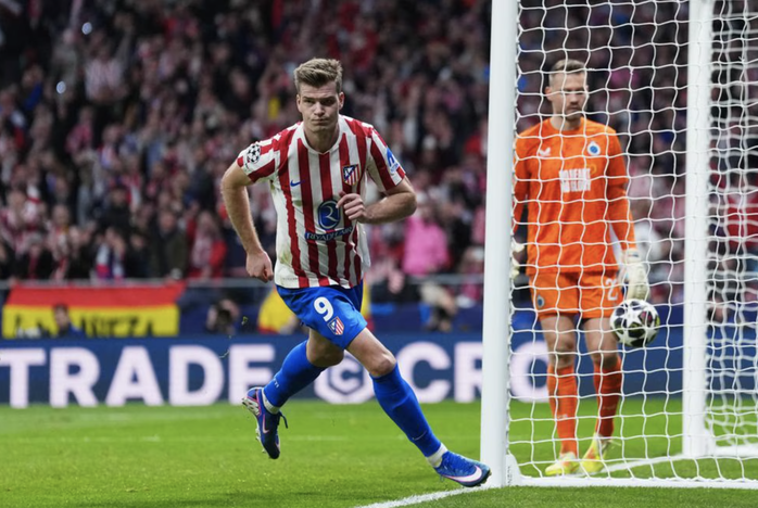 S&oslash;rloth th&agrave;nh người h&ugrave;ng, Atletico Madrid nhấn ch&igrave;m Club Brugge v&ograve;ng play-off Champions League - Ảnh 5.