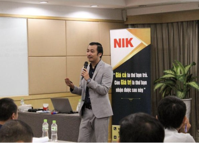 Doanh thu c&ocirc;ng ty dạy l&agrave;m giảm sụt đến 92 % do số lượng học vi&ecirc;n giảm - Ảnh 1.