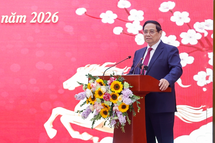 Thủ tướng Phạm Minh Ch&iacute;nh khẳng định vai tr&ograve; khoa học x&atilde; hội v&agrave; nh&acirc;n văn trong ph&aacute;t triển - Ảnh 3.