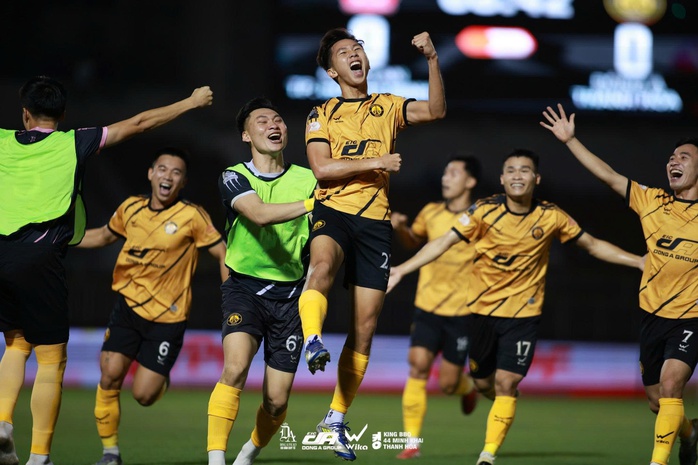 Để trụ hạng CLB Thanh H&oacute;a cần g&igrave;? - Ảnh 2.