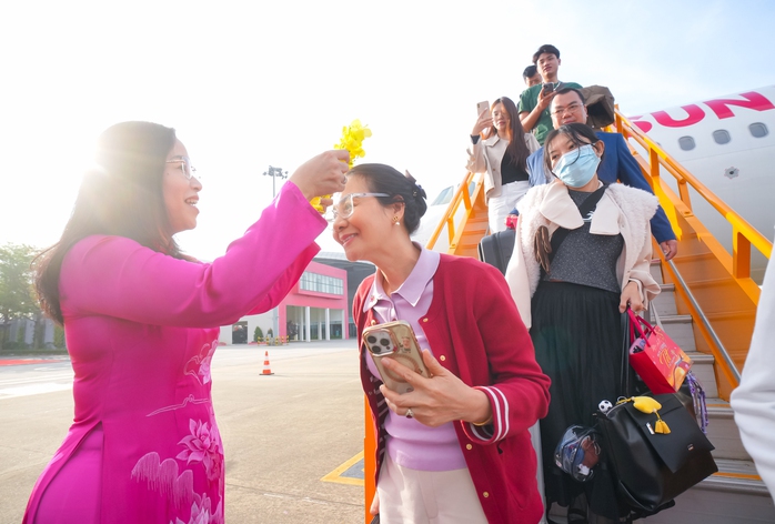 H&atilde;ng h&agrave;ng kh&ocirc;ng của Sun Group mở 2 đường bay mới tới Đ&agrave; Nẵng  - Ảnh 1.