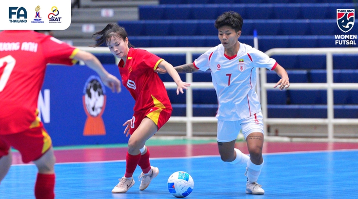 Futsal Việt Nam ngược dòng, vào bán kết Giải Đông Nam Á - Ảnh 1.