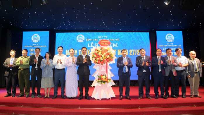 Bệnh viện thực hiện 58.000 ca phẫu thuật trong một năm - Ảnh 2.