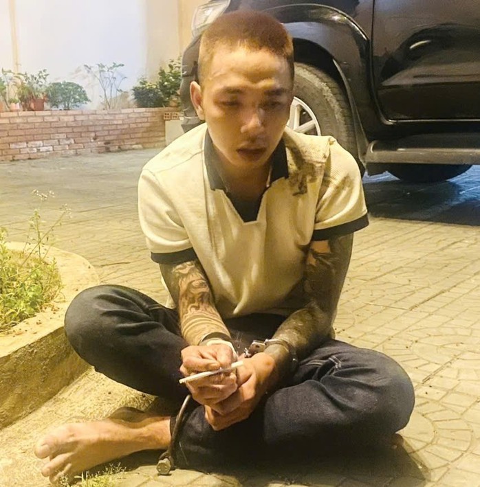  Bắt đối tượng truy nã đặc biệt nguy hiểm Trần Đăng Khoa - Ảnh 1.