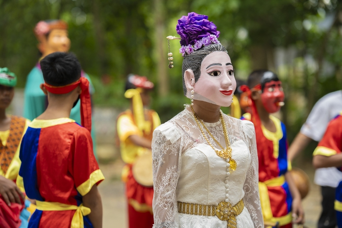 Võ Tấn Phát gây sốc khi "đối đầu trực diện" Võ Tấn Phát - Ảnh 9.