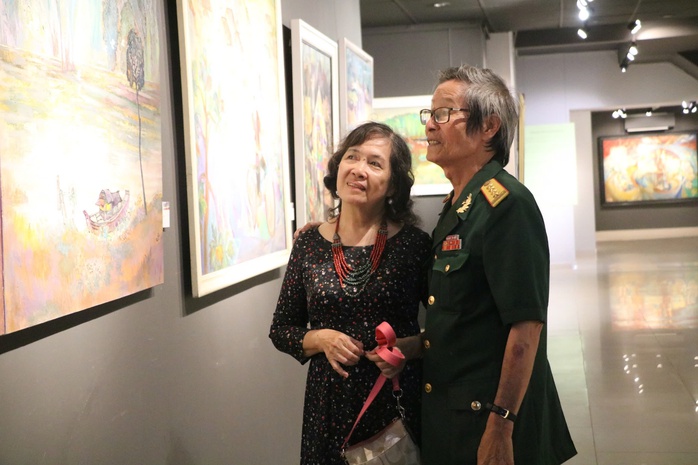 Ngày vui của bộ đôi họa sĩ Phan Oánh và Đặng Thị Dương   - Ảnh 1.