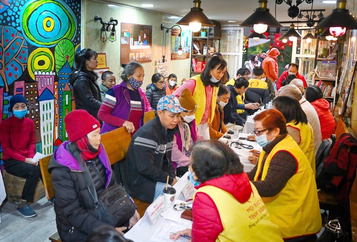 Cuộc thi viết&rdquo;L&ograve;ng tốt quanh ta lần 4&rdquo;: Nơi y đạo v&agrave; nghệ thuật c&ugrave;ng chữa l&agrave;nh nh&acirc;n thế - Ảnh 2.