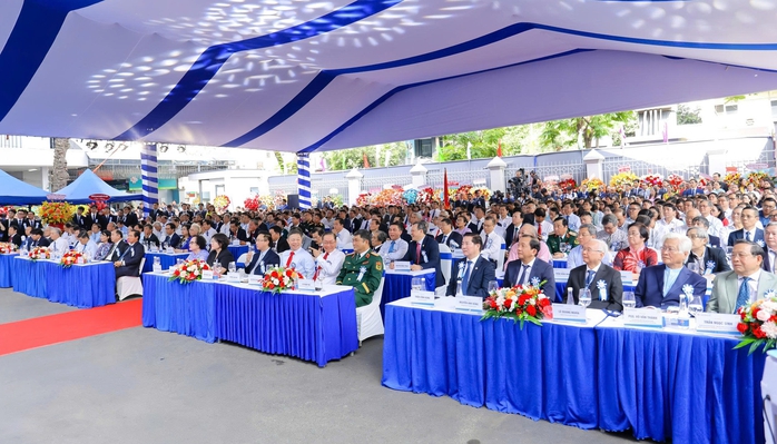 Bệnh viện B&igrave;nh D&acirc;n TPHCM: Đưa v&agrave;o sử dụng t&ograve;a nh&agrave; hiện đại 340 tỉ đồng - Ảnh 2.